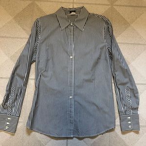 Jcrew button down shirt. Size medium.